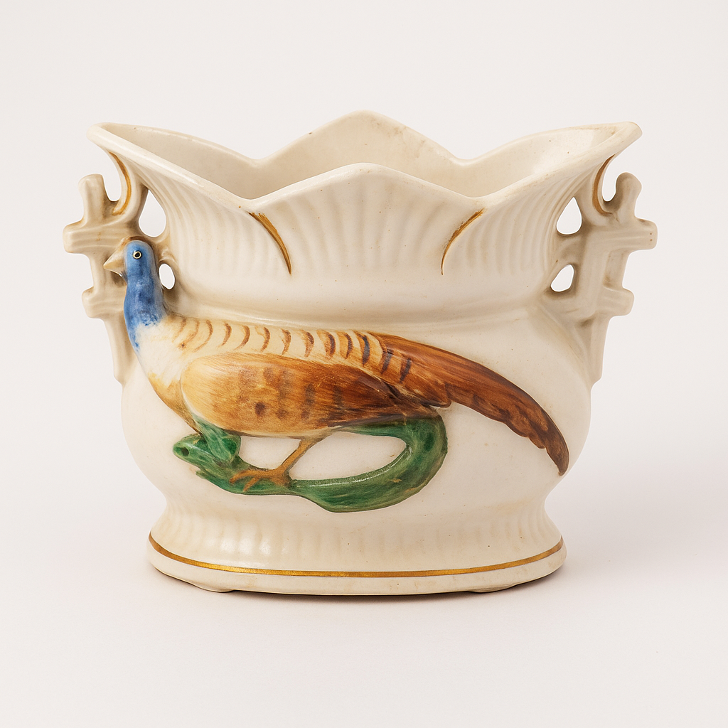 Cache-pot ancien en faïence – décor de faisan (circa 1900)